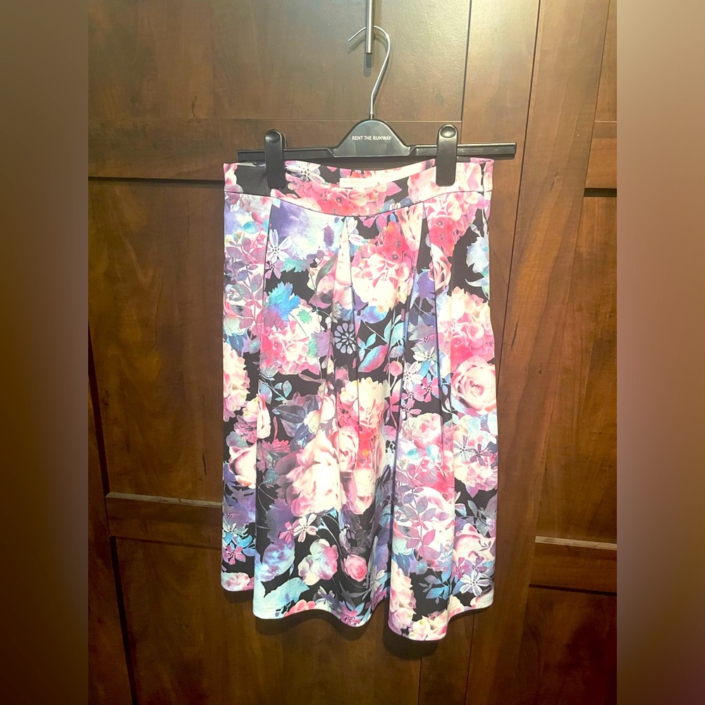 Ny&co floral midi skirt size 6